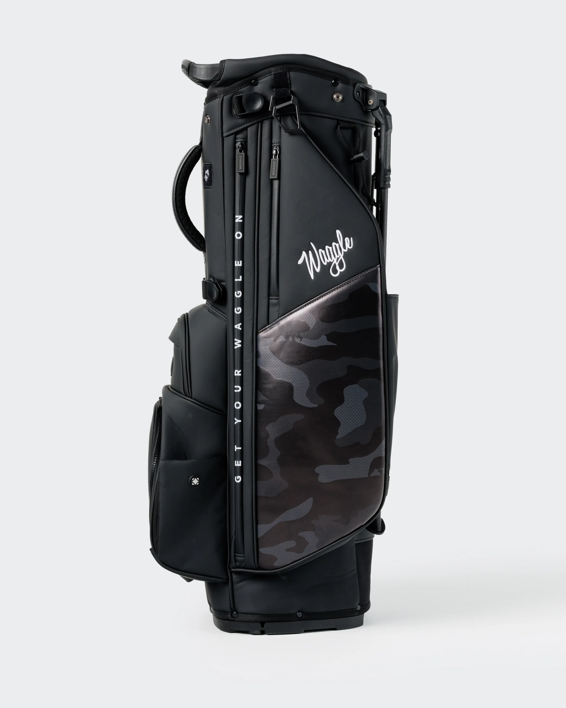 Members Hybrid Golf Bag - Black Bear Camo - Image 4