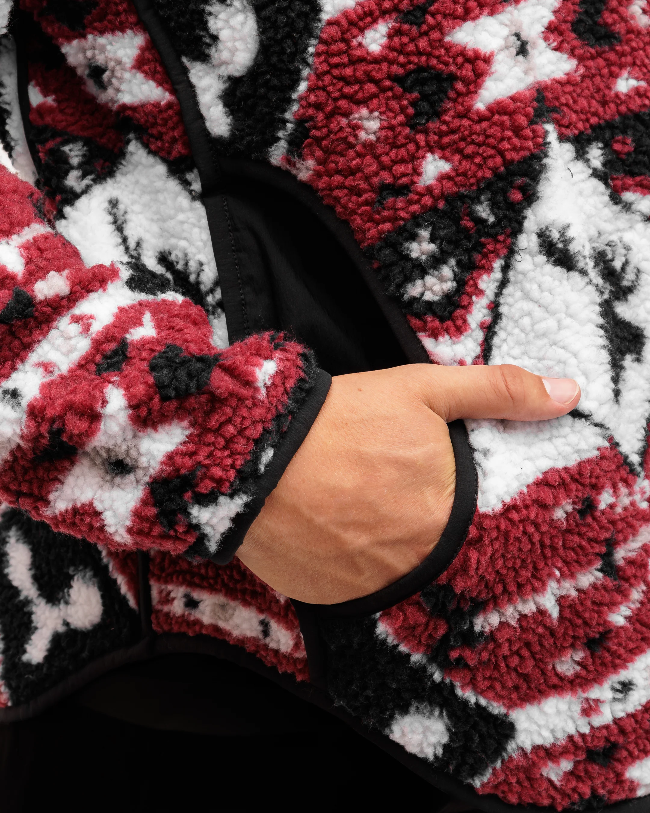 Moose Jaw Men's Sherpa Pullover - Image 5